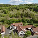 Hotel Hotel Der Distelhof - Ihr Land- Und Tagungshotel Zwischen Rennsteig, Rhoen & Werratal Dillstadt