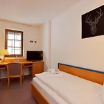 Hotel Der Distelhof - Ihr Land- Und Tagungshotel Zwischen Rennsteig, Rhoen & Werratal 3*