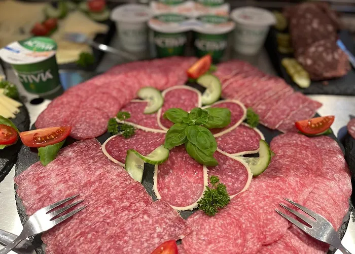 Der Distelhof Mit Scheunencafé